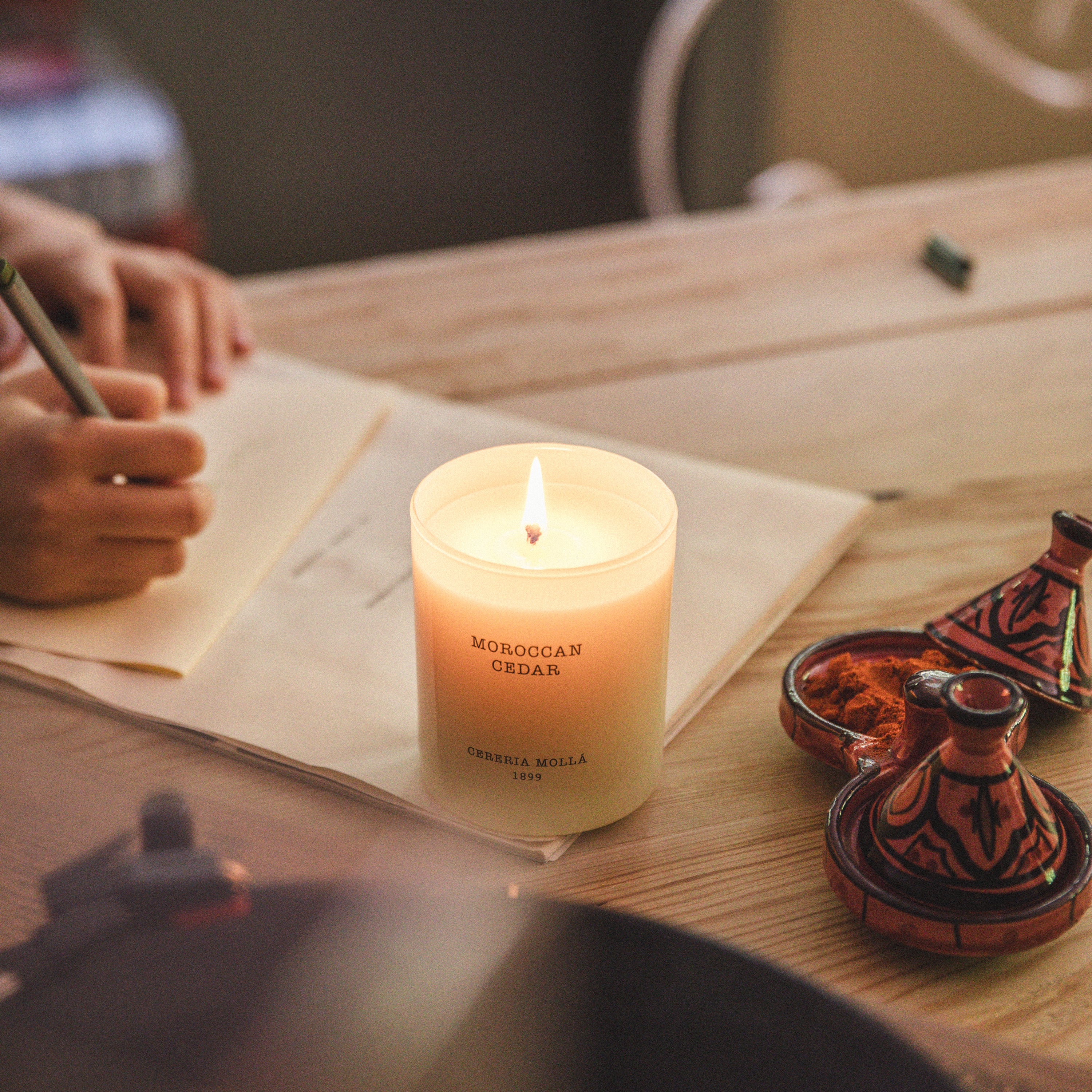 Vela Morocan Cedar