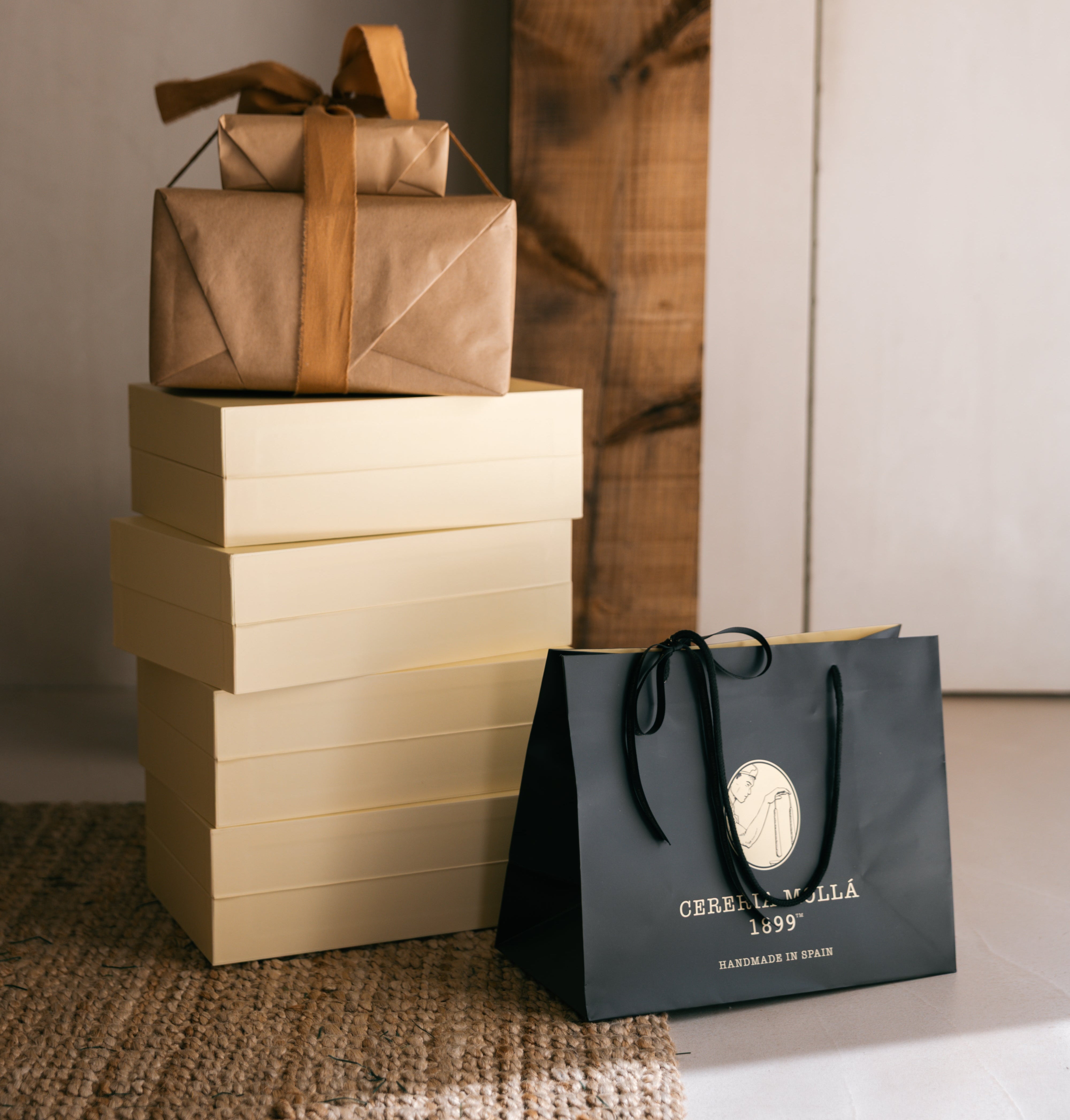 Gift bag Cereria Mollá 1899