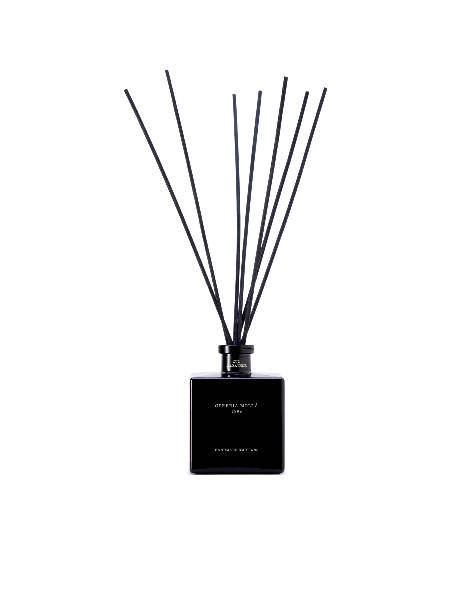 Oud & Leather Reed Diffuser 500ml