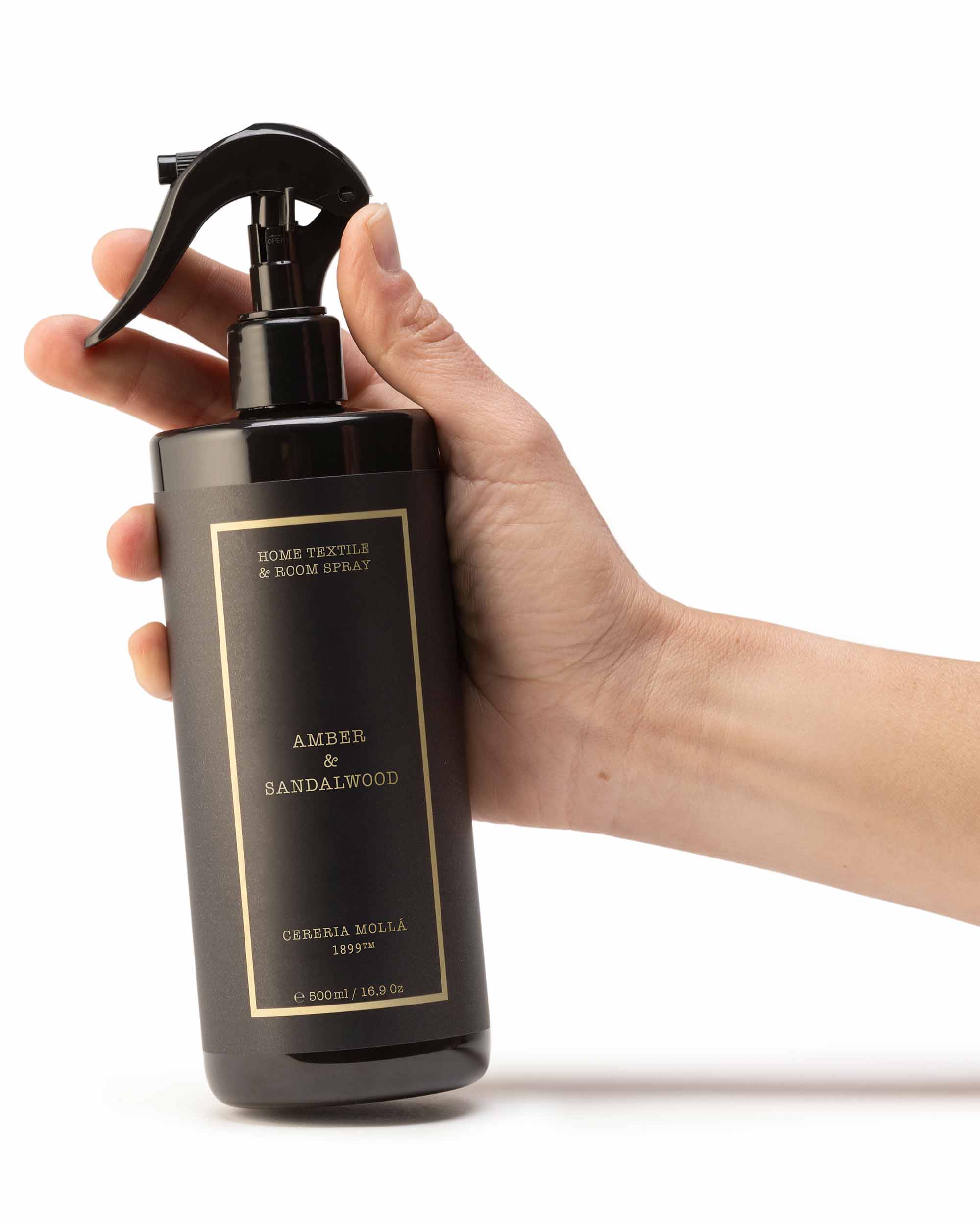 Amber & Sandalwood 500ml Textile Spray