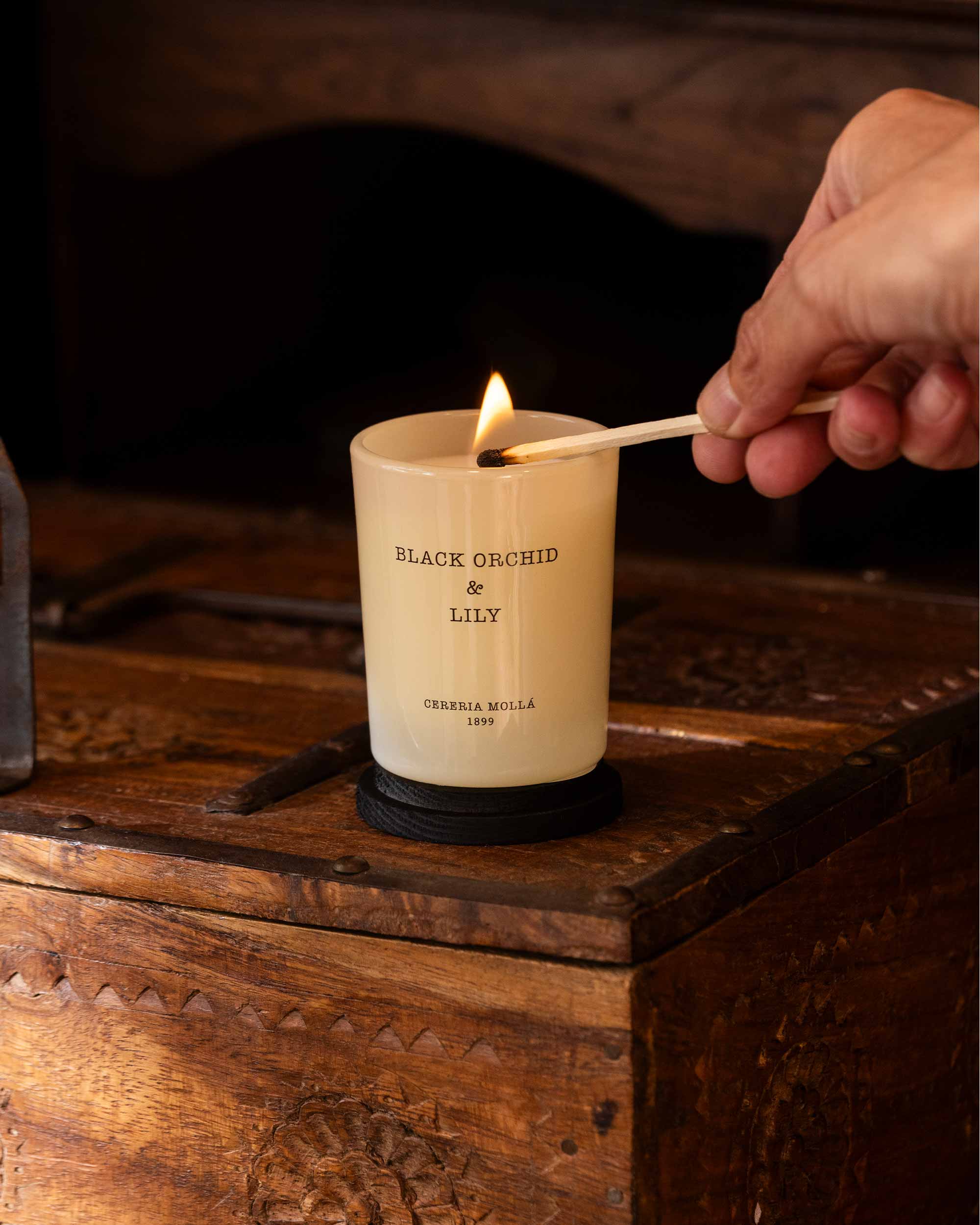 Mini Vela Black Orchid & Lily 70gr